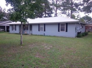 711 S Bamboo St, Jesup, GA 31546