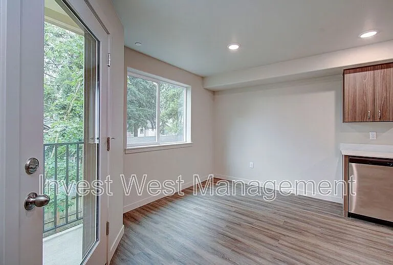 404 NE 117th Ave #107 — Photo 18