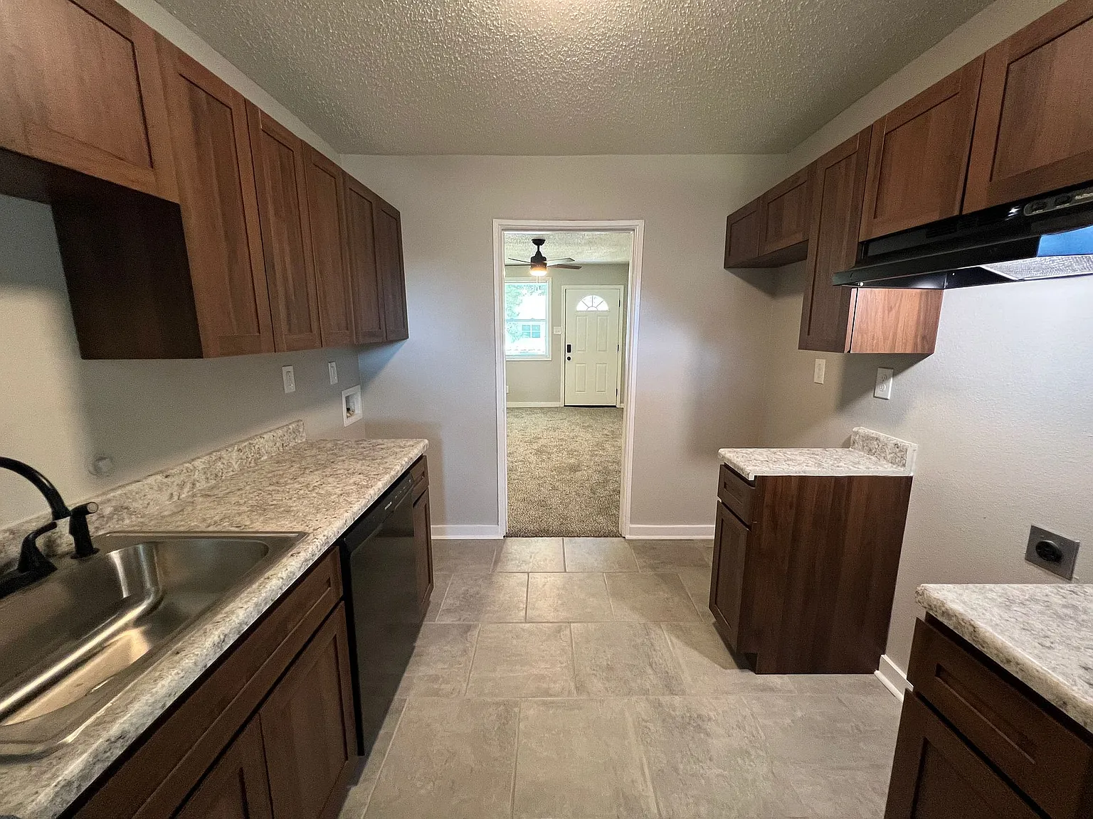 2983 Waynoka Ave — Photo 4