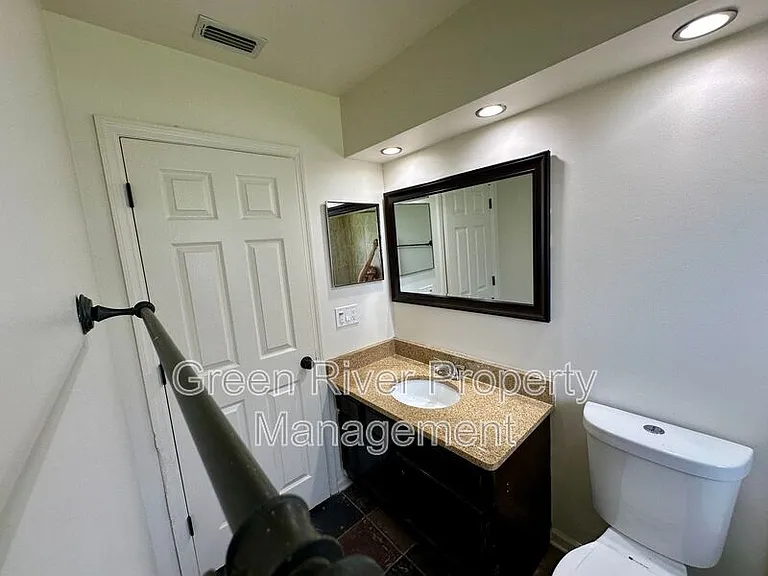 3288 Deerfield Pointe Dr — Photo 26