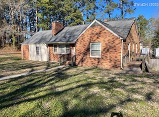 2001 Thomas Ln, Henderson, NC 27536