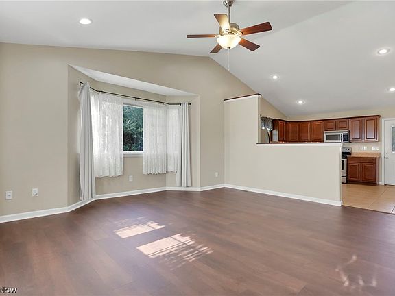 4th image of 14953 King Rd