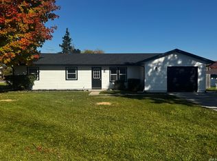 4805 Greenfield Dr, Fort Wayne, IN 46835