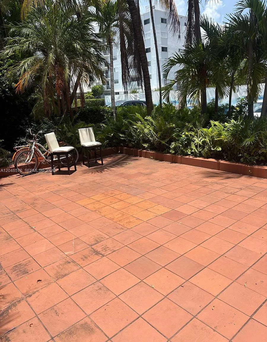 Bay Harbor Island — Photo 2
