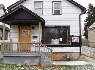 3824 N Vel R Phillips Ave, Milwaukee, WI 53212