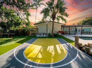 18800 Belmont Dr, Cutler Bay, FL 33157