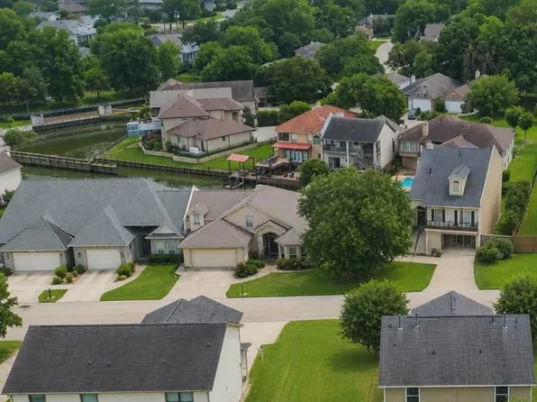 274 Capetown, Montgomery, TX 77356