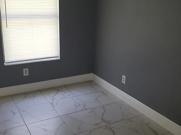 822 Shayne St — Photo 14