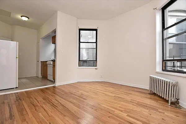 Rented by Bohemia Realty Group | media 2