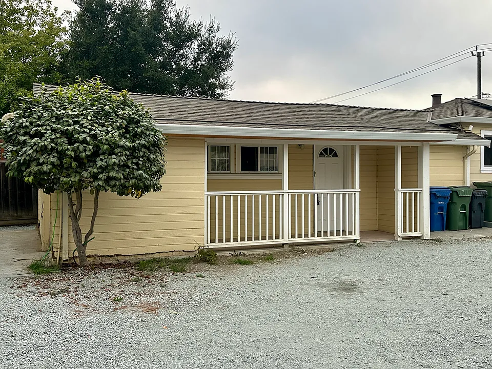 48 College Rd