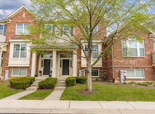 6545 Lilac Blvd, Hanover Park, IL 60133