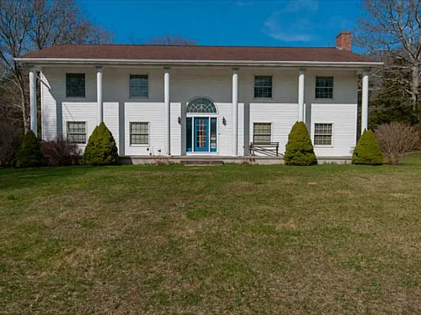 16 Bayview Dr, Westerly, RI 02891