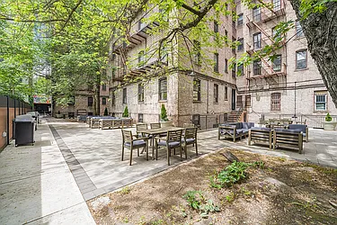 Rented by Monday Morning Management LLC