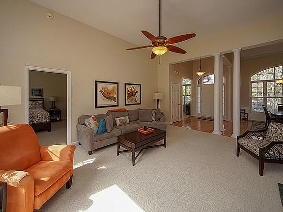 5th image of 118 Iken Cir
