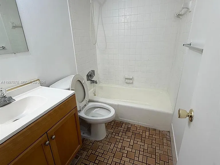 8704 NW 35th St #208 — Photo 11
