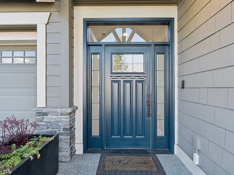 21011 SE 6th Pl — Photo 4