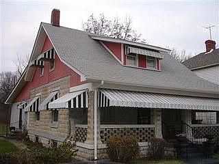 1st image of 923 8th Ave