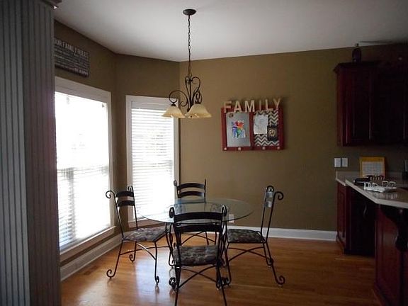 3rd image of 114 Marston Way