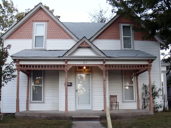 617 N Liberty St, Webb City, MO 64870