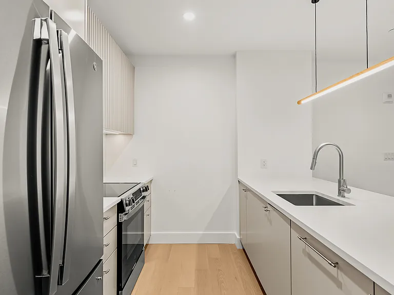 250 W 49th St #12301 — Photo 5