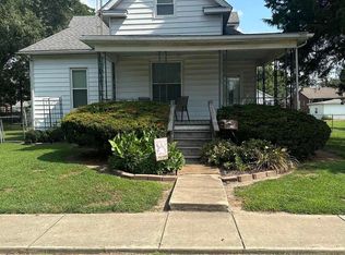 307 W Kaskaskia St, Pinckneyville, IL 62274