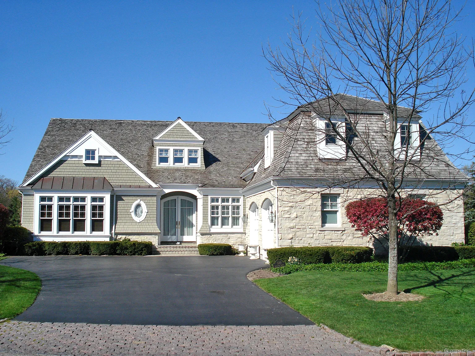 330 S Ashland Ln photo 1