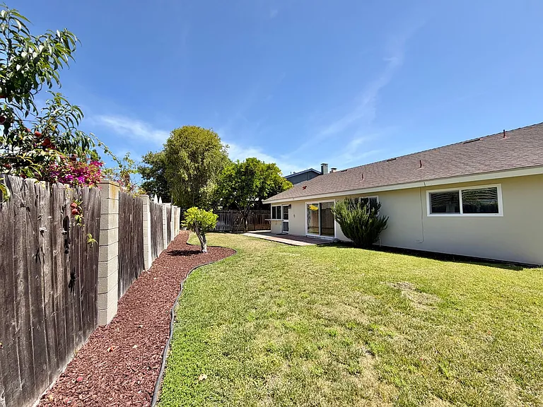 6104 Haas St — Photo 14