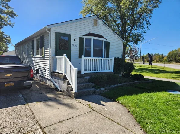 2793 Southwestern Blvd, Orchard Park, NY 14127