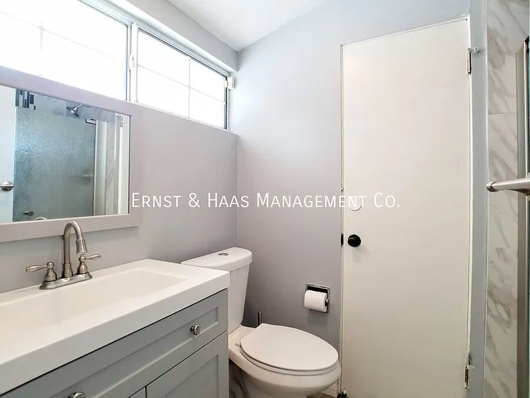 3310 E Curry St — Photo 27