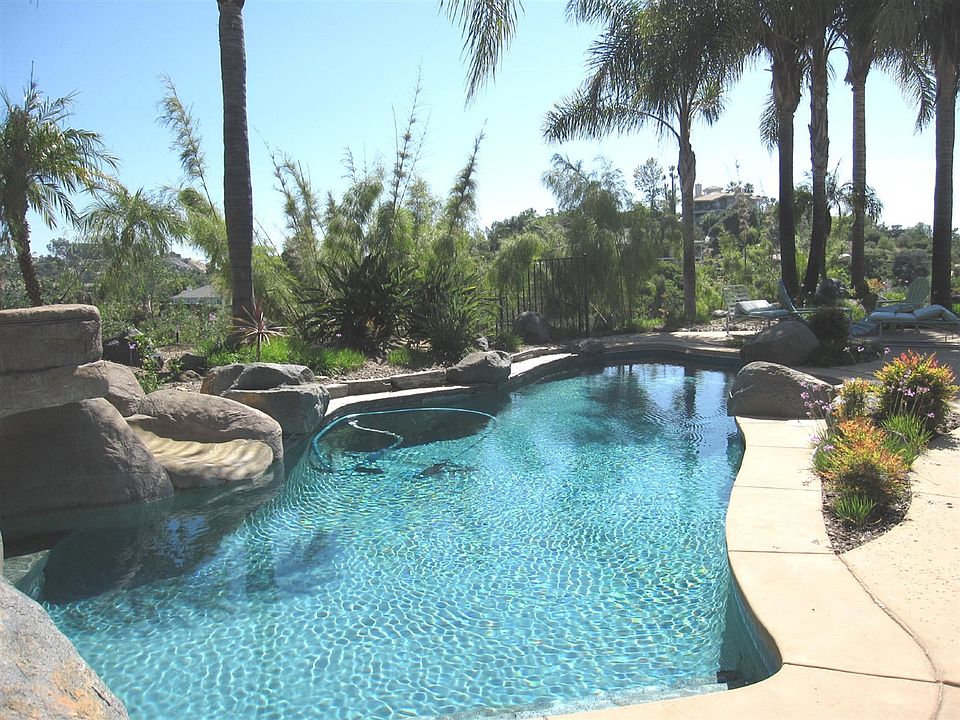 1st image of 28329 Meadow Mesa Ln