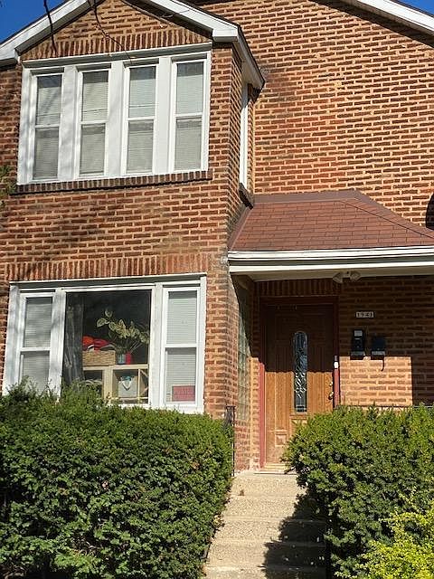 1st image of 1941 Grey Ave #1