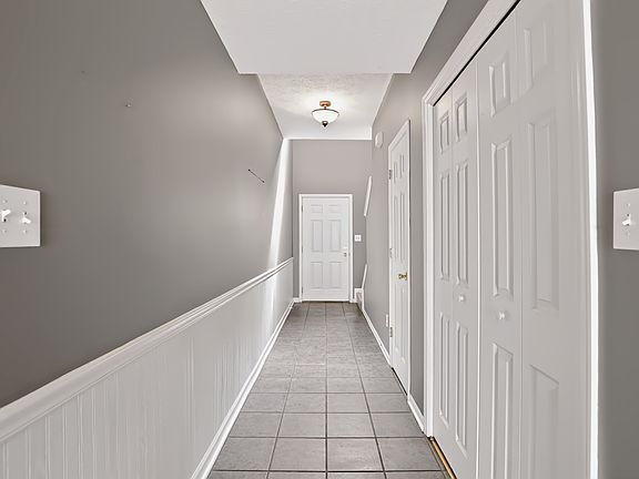 4th image of 7045 Gavin Dr