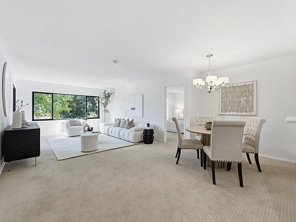 5th image of 2140 Santa Cruz Ave APT C209