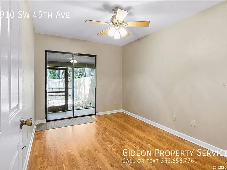 6910 SW 45th Ave — Photo 7
