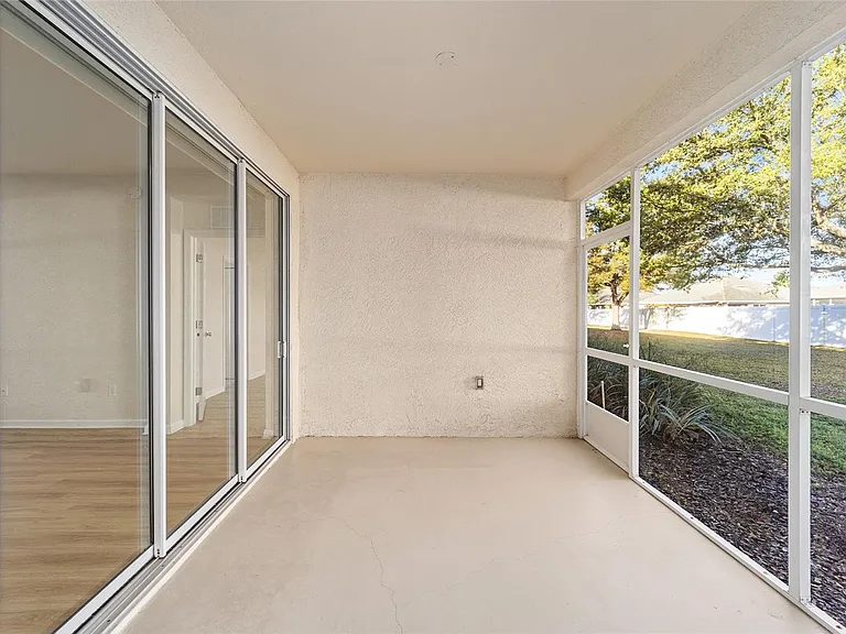 4570 SW 52nd Cir #107 — Photo 34
