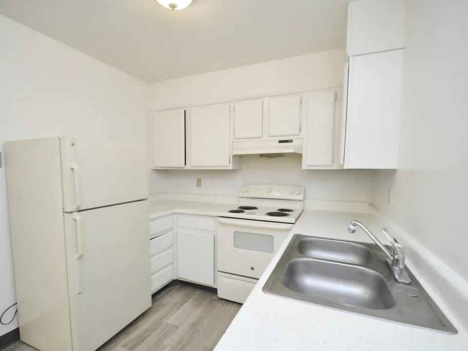 Fully equipped kitchen with generous counter space