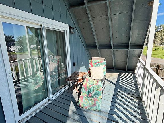 4th image of 5205 Pecan Point Ln