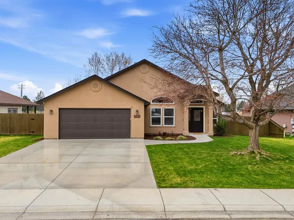 731 Triumph Dr, Middleton, ID 83644