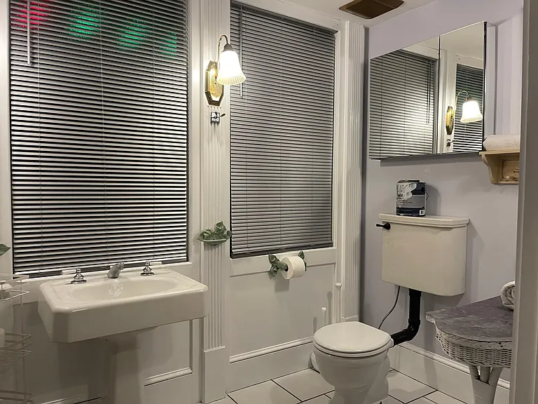 602 Louisa St #B — Photo 25