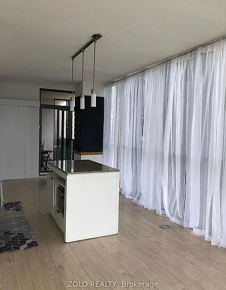 110 Charles St E #2008 — Photo 28