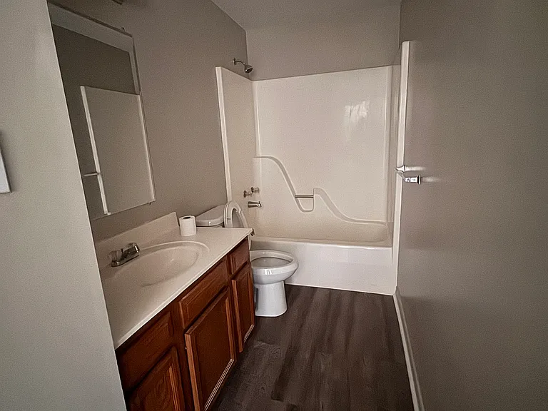 StoneBridge Apartments — Photo 10