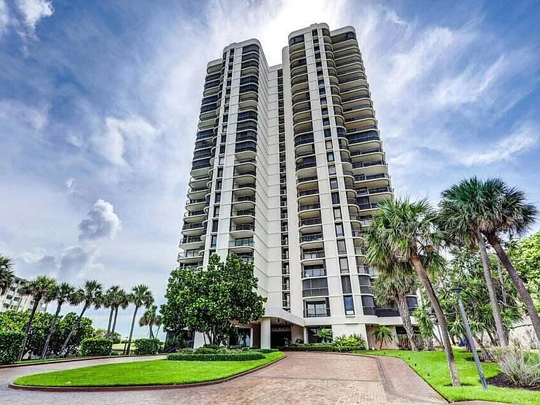 5380 N Ocean Dr #11J — Photo 47