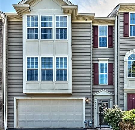 2nd image of 5033 Foxwood Ct