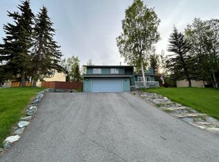 19237 Andreanof Dr, Eagle River, AK 99577
