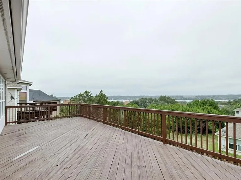 340 Southwind Rd — Photo 7