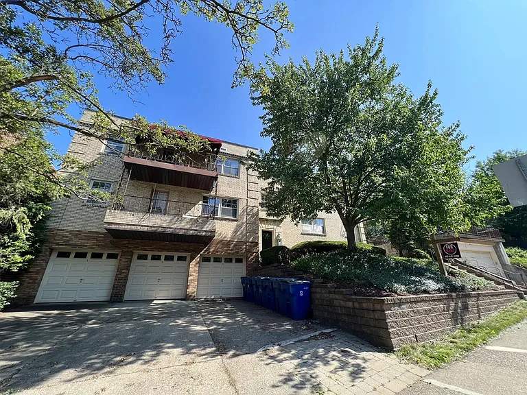 5559 Bartlett St — Photo 7