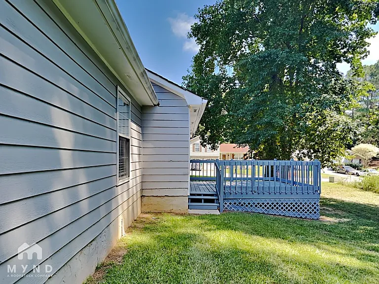5631 Regency Manor Ct — Photo 21