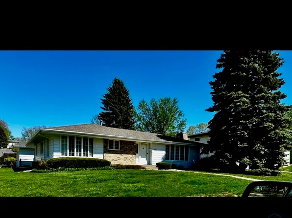 2700 S Steele St, Sioux City, IA 51106