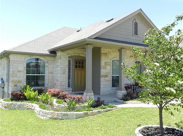1st image of 817 Abbeyglen Castle Dr
