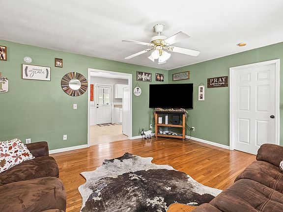 5th image of 263 Childress Hollow Rd